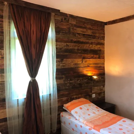 Луксозна вила Pamporovo Villa *