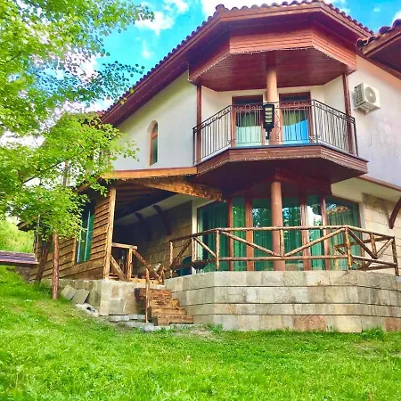 Pamporovo Villa *