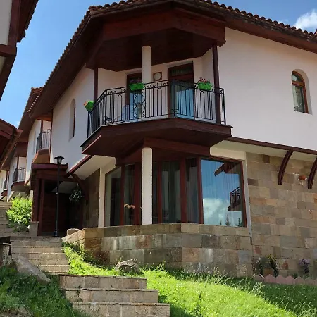 Луксозна вила Pamporovo Villa *